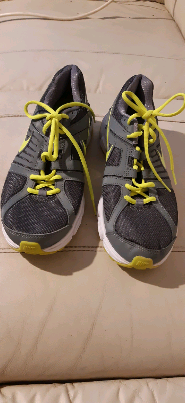 nike trainers gumtree